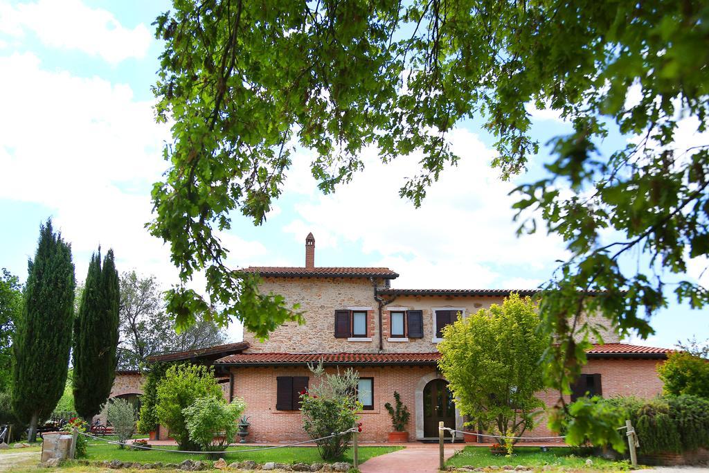 Agriturismo Podere S. Croce ซาตูร์เนีย ภายนอก รูปภาพ